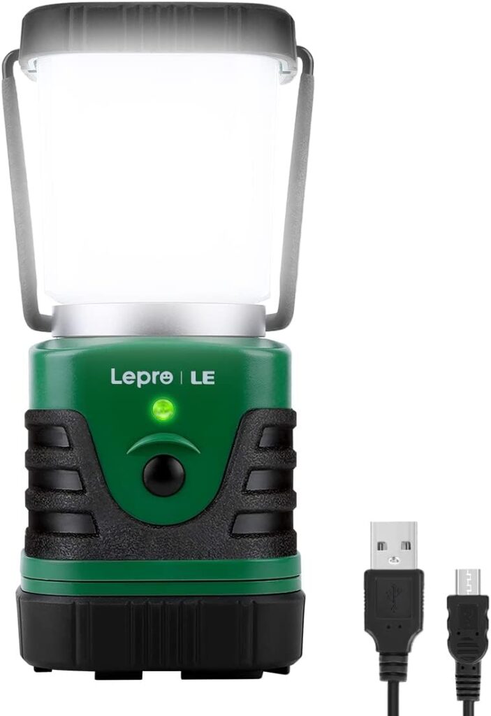 25. Lanterne de camping rechargeable et étanche